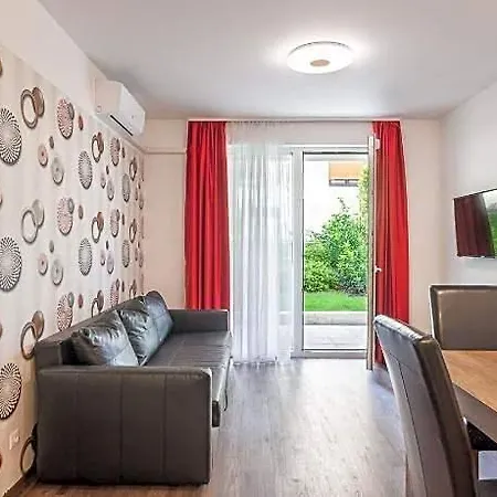 Corvina Hotel 4*